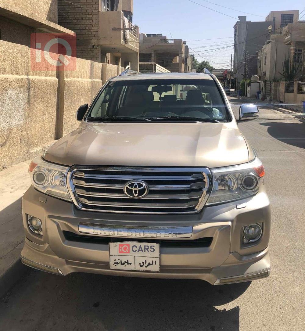 تويوتا لاندكروزر